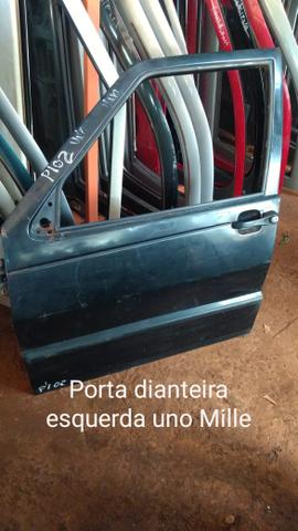 Porta dianteira esquerda uno mole