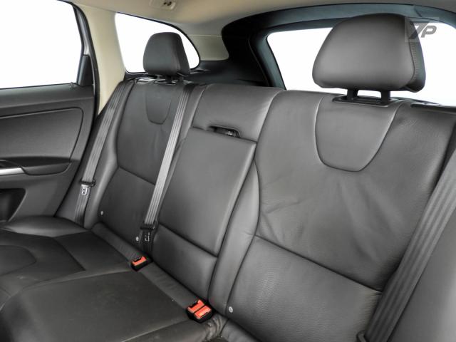 Volvo XC60 T5 Dynamic 2.0 Turbo 4P Automática - Foto 9
