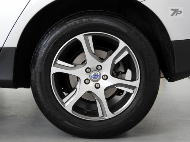 Volvo XC60 T5 Dynamic 2.0 Turbo 4P Automática - Foto 11