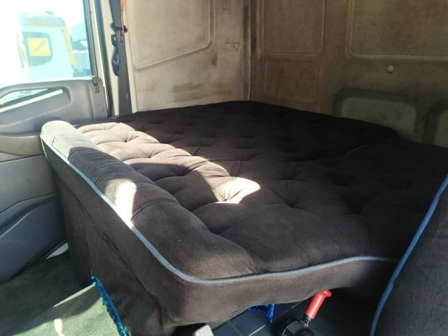 Iveco 330 ano 2011 Teto alto com ar condicionado Revisado - Foto 12