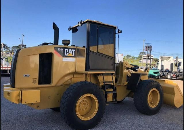 Pa carregadeira cat 924, recém reformada - Foto 4