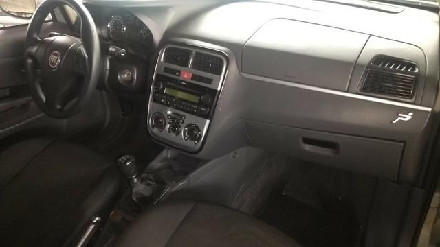 Punto Elx 1.4 Completo.Troco carros mais novo volta a vista - Foto 8