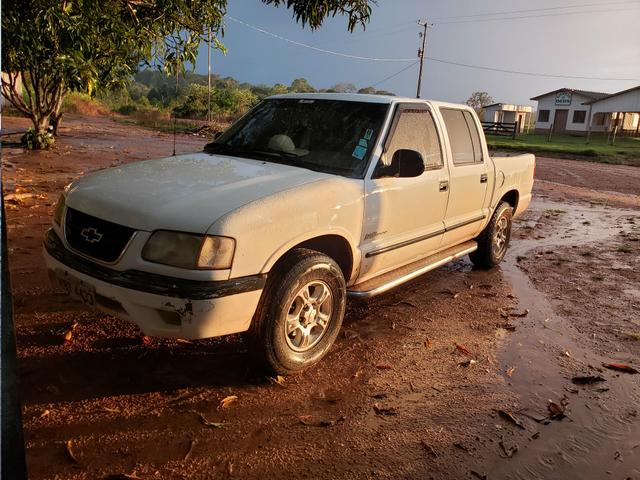 Caminhonete s-10
