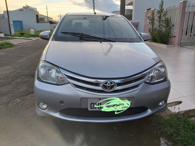 Etios - Foto 2