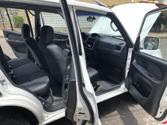 TR4 4x2 Automática OPORTUNIDADE - Foto 16