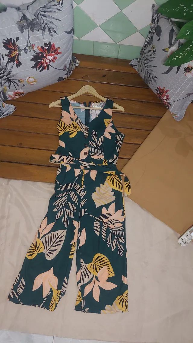 Macacão longo estampa floral