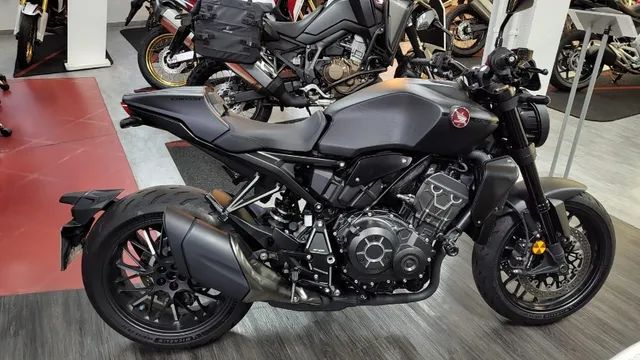CB 1000R Black Edition 2022 Exclusiva 