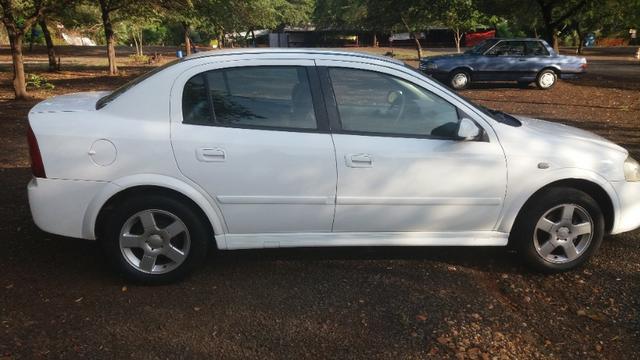 Astra sedan 1.8 álcool