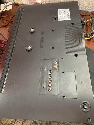 (Usada) TV Monitor Samsung LT28D310 - Foto 4