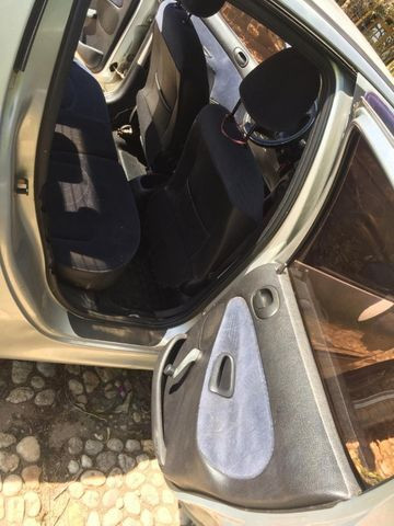 Automóvel - Foto 5