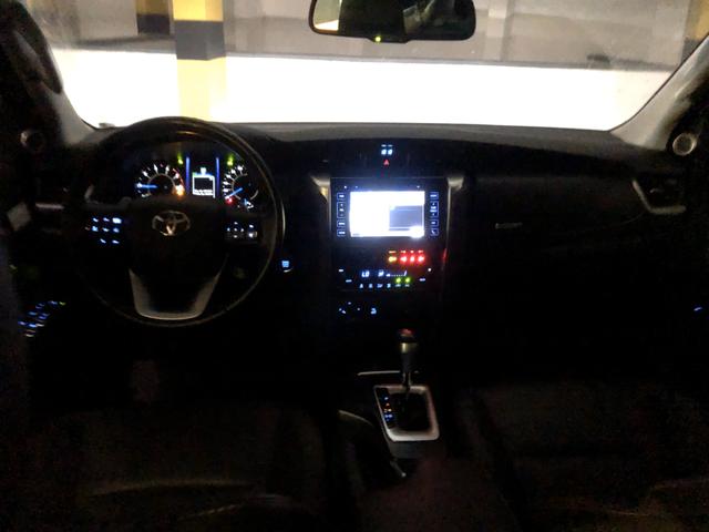 Hilux Sw4 17/18 SRX 7 Lugares - Foto 5