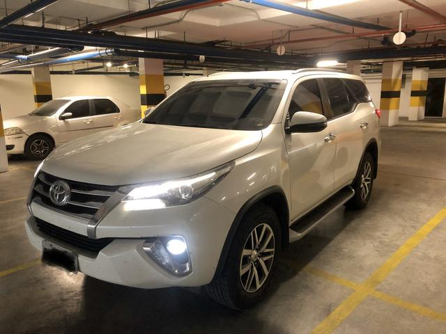 Hilux Sw4 17/18 SRX 7 Lugares