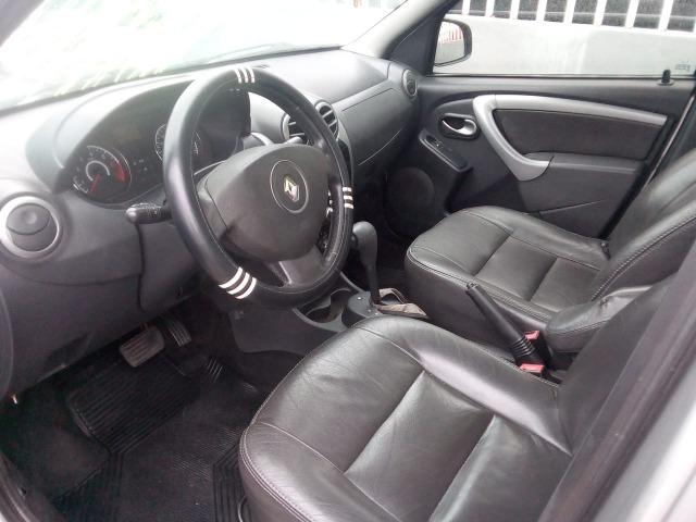 Logan Expression 1.6 automático , top de linha , couro , revisado . GNV - Foto 9
