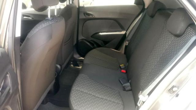 Hyundai Hb20 Confort Plus 1.0 Flex 2017 - Foto 6