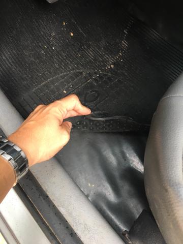 Clio Sedã - Foto 3