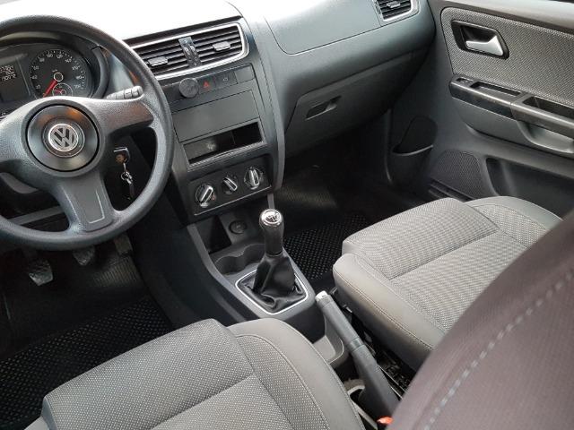 VW Fox Trend 1.0 8V 2011 - Foto 13