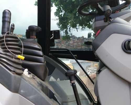Retroescavadeira CAT 416e 2014