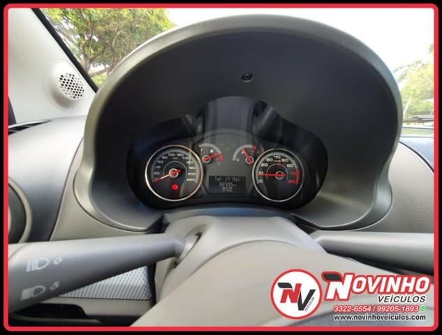 Fiat Palio Attractive 1.4 14/14 - Foto 3