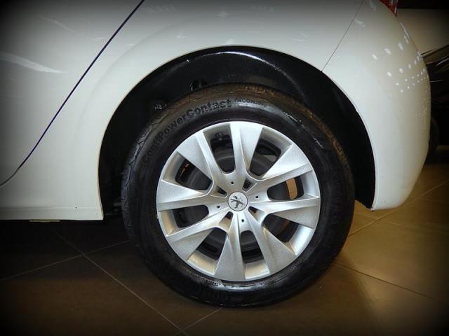 PEUGEOT 208 1.5 ACTIVE 8V FLEX 4P MANUAL - Foto 11