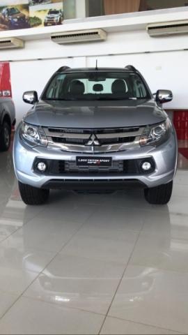 MITSUBISHI L200 TRITON 2.4 16V TURBO DIESEL SPORT HPE-S CD 4P 4X4 AUTOMATICO. - Foto 4