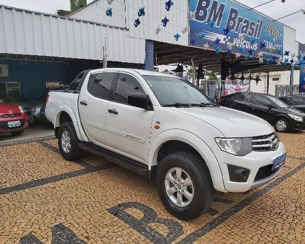 Mitsubishi l200 2.4 thiton hls - Foto 3