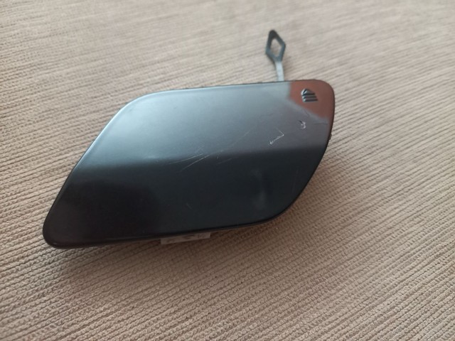 Tampa reboque traseiro C180 C250 2015/19 - Foto 4