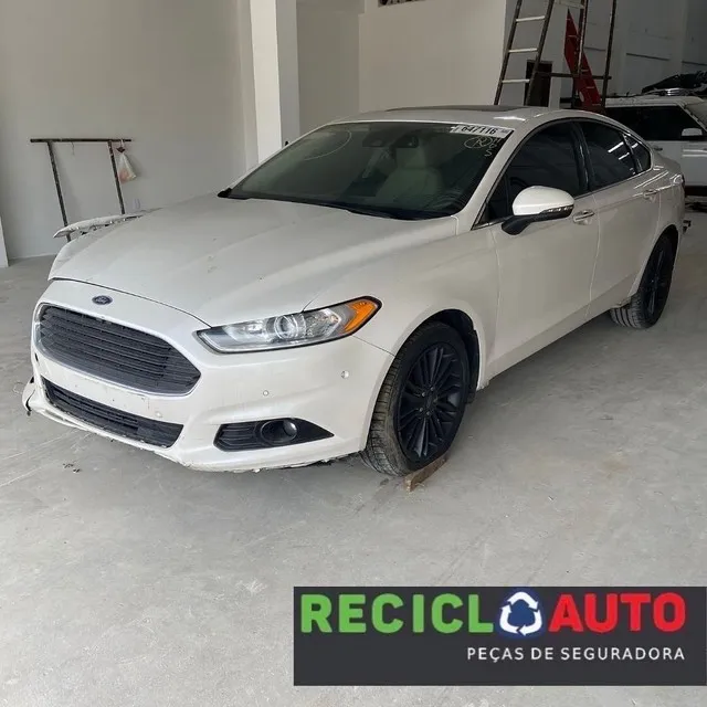 Sucata de Ford Fusion Awd 2015 titaniun para retirada de peças 