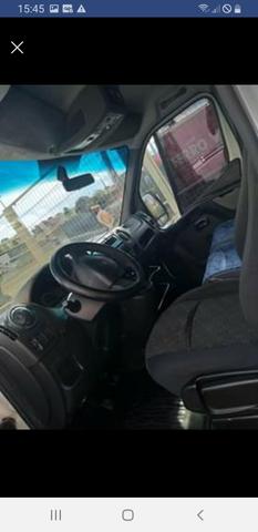 Vende-se Sprinter 415 ano 2013 executiva - Foto 7