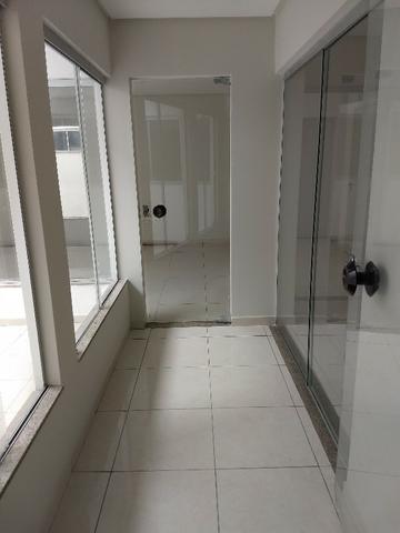 Alugo imóvel térreo no Centro com 4 salas, recepção, 2 Wc's, copa e depósito - Foto 6