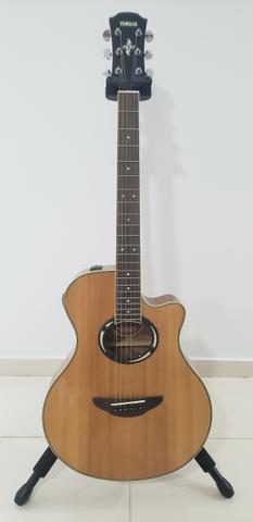 Violão Yamaha aço APX500III Semi Novo