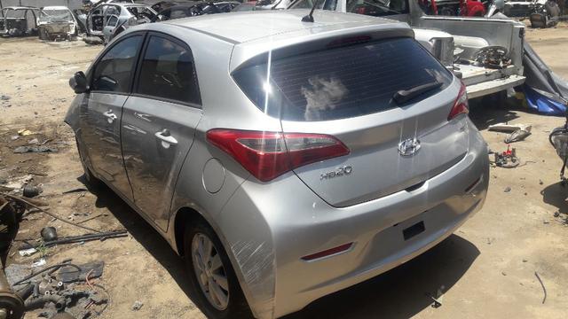 Sucata Hyundai Hb20 1.0 2014 Flex Para Retirada De Peças