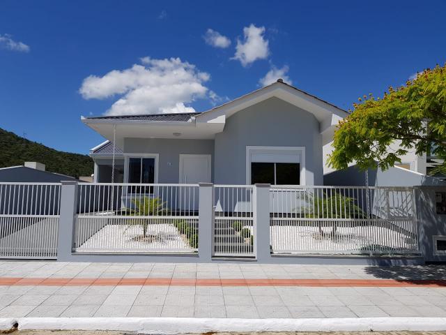 Casa à venda com 3 dormitórios em Praia de fora, Palhoça cod:7798