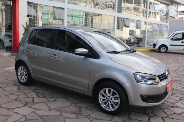VOLKSWAGEN FOX 2014/2014 1.6 MI 8V FLEX 4P AUTOMATIZADO - Foto 2