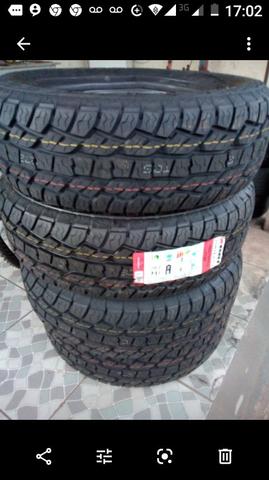 Pneu 285/75/16 AT