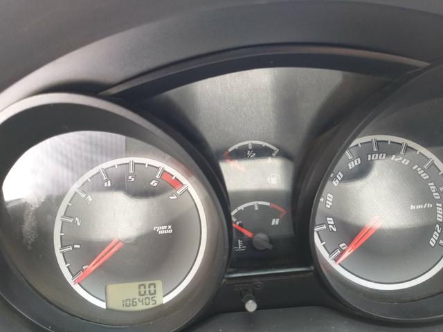 Fiesta sedan 2012 motor 1.6 - Foto 9