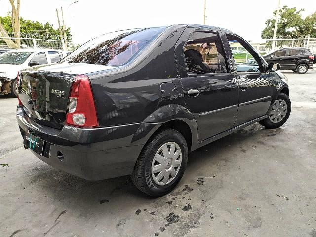 Oportunidade Logan 1.6 Expression Ipva 2020 pago! - Foto 2