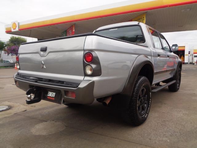 Mitsubishi - L200 OutDoor 2.5 HPE 4x4 Diesel - Foto 3