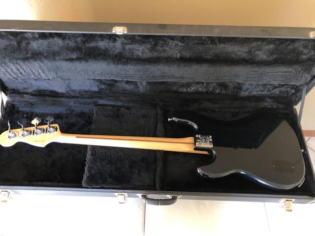 Baixo Fender Precision Bass Special - Deluxe Series - Foto 2