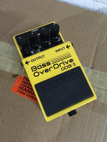 Pedais Boss para baixo Overdrive e Equalizer pedalboard bcb30 - Foto 2