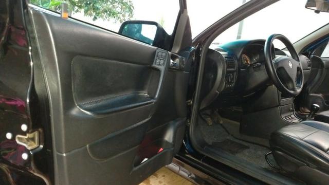 Vendo Astra Hatch 2.0 Completo Ar Direção Super Conservado! - Foto 15