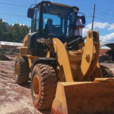 Pa carregadeira caterpillar