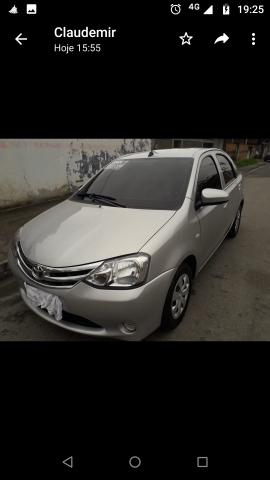 Vendo Toyota Etios