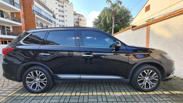 Mitsubishi Outlander GT FTP 3.0 2016 7 lugares - Foto 6