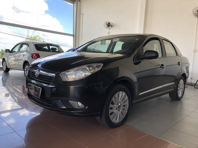 Fiat / Grand Siena Essence 1.6 2013 - Foto 2