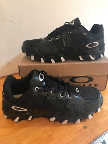 tenis da oakley de 100 reais