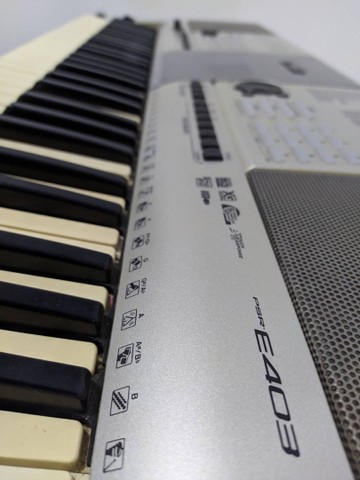 Yamaha  PSR E403