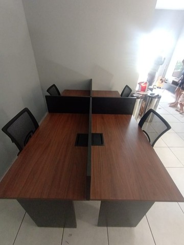 Estação de trabalho com 4 posições novas com caixa de tomadas **leia a descrição***