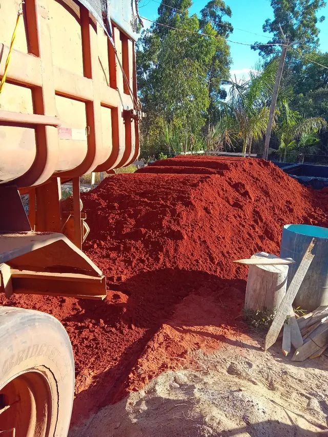 Aterro e Terra p Gramas - Foto 2