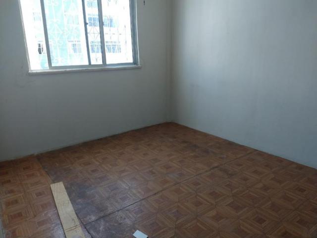 Alugo apto em frente a ufc com 90m, 3 quts + dependencia 1 vaga coberta r$ 950,00 parcelo - Foto 17
