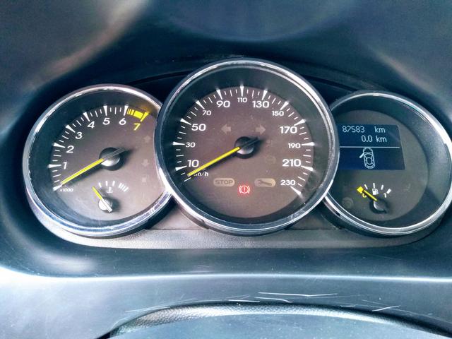Renault FLUENCE 2014 - Foto 13